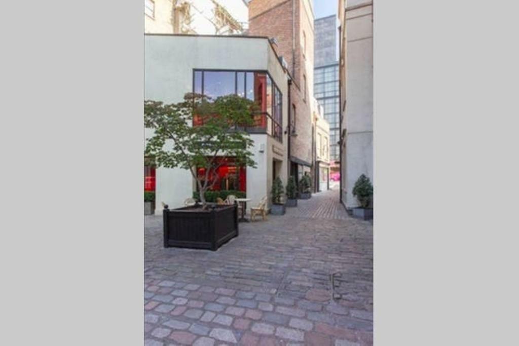 Heart Of Mayfair - Stunning Apartment London Eksteriør billede